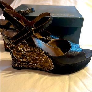 Apepazza Black and Gold Wedge Sandals with Metallic Detailing Size 8.5M